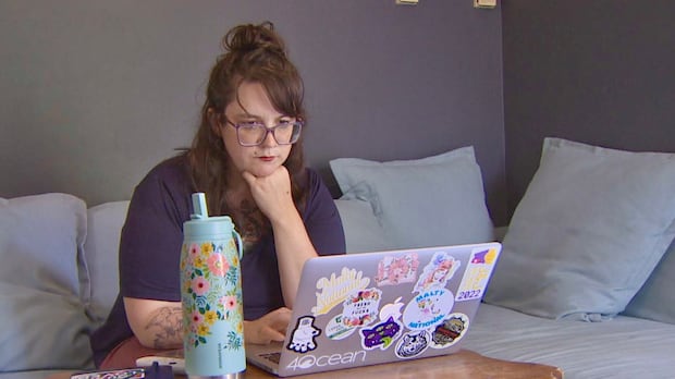 A Regina health clinic is offering a subscription for 'faster service,' but critics say it's privatization | CBC News