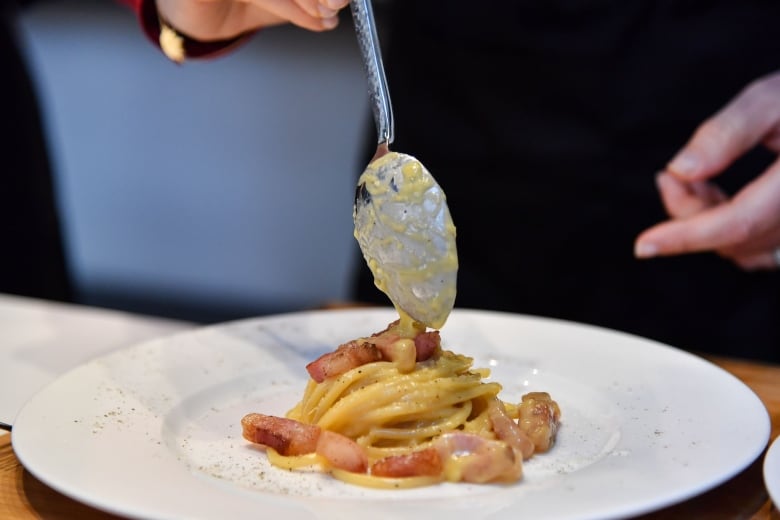 Carbonara in a can? This Italian chef thinks it's 'genius,' but he'll never eat it | CBC Radio