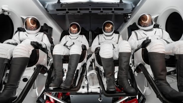 Riskiest SpaceX mission to date delayed after helium leak | CBC News