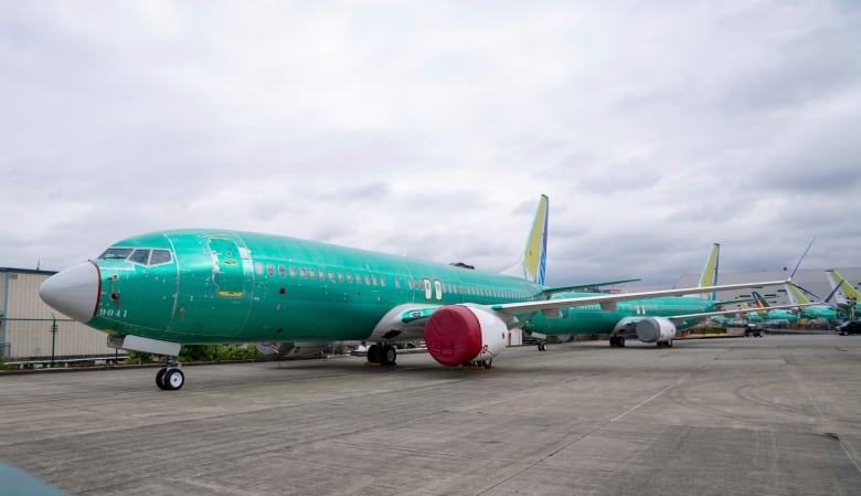 Boeing's U.S. factory workers on strike after rejecting pay increases of 25% over 4 years | CBC News