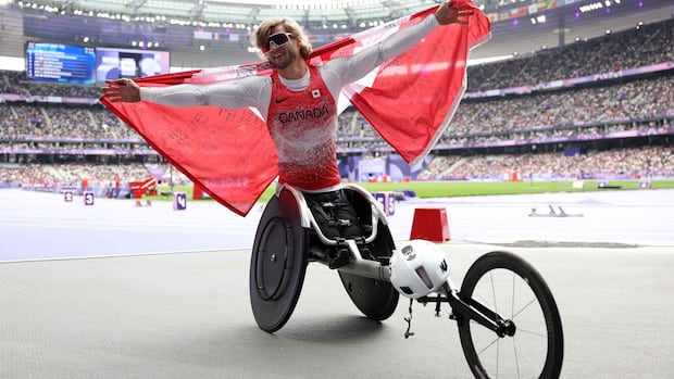 Canadian wheelchair racer Austin Smeenk wins Paralympic gold in men's T34 800m | CBC Sports