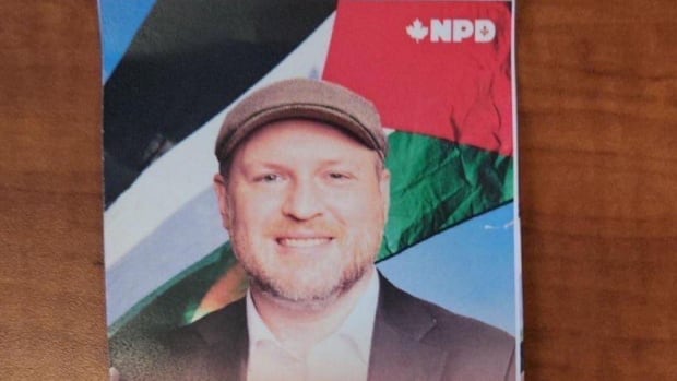 NDP defends Montréal byelection candidate over Palestinian flag on pamphlet | CBC News