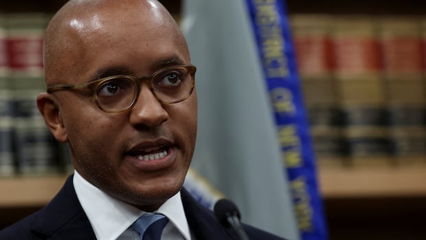 New York City Mayor Eric Adams indicted on bribery, wire fraud charges | CBC News