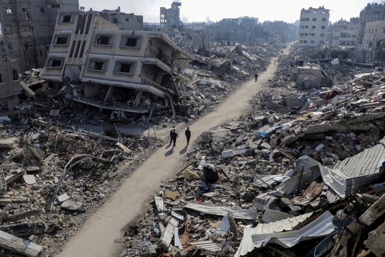 At least 400,000 people trapped, UN says, as Israeli forces continue raid in northern Gaza | CBC News