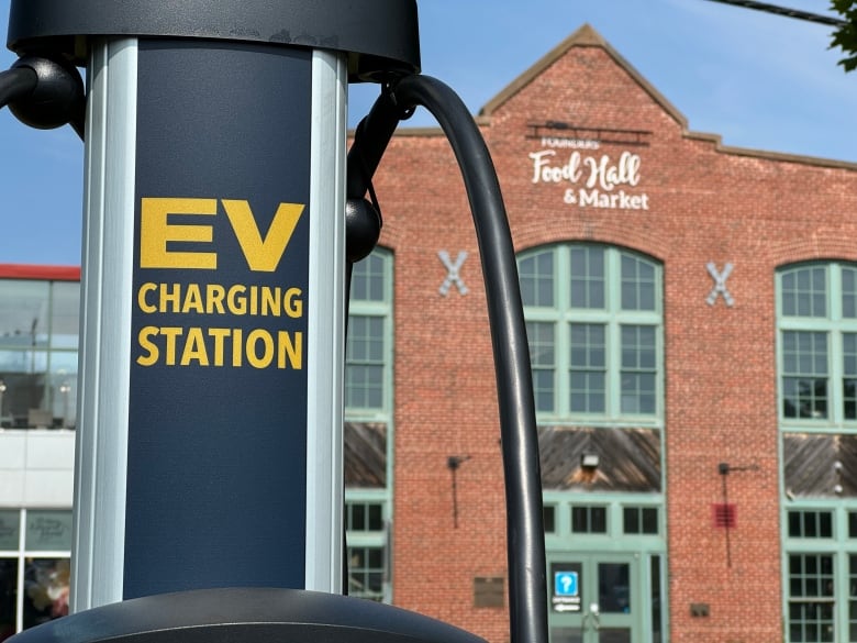Businesses get a boost from EV chargers nearby | CBC News