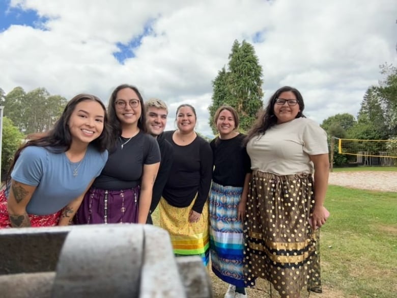 Participants in Indigenous cultural exchange program to New Zealand feel 'scammed' | CBC News
