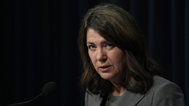 Alberta taking Ottawa to court over updated federal impact assessment law