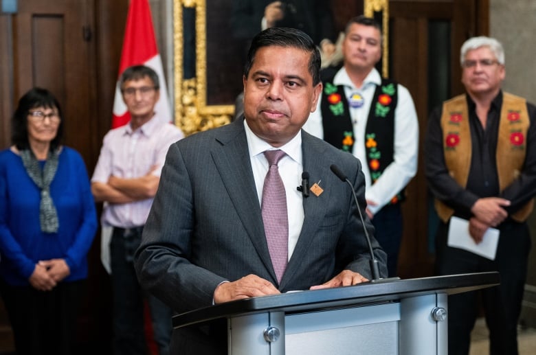 Federal government to sign first-ever modern treaty with MÃ©tis
