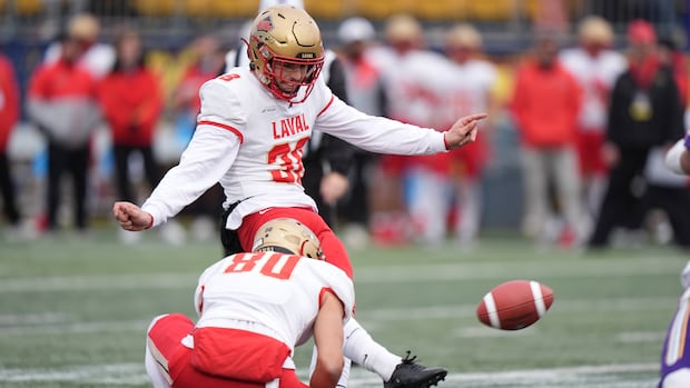 Felipe Forteza's record 6 field goals lead Laval to Vanier Cup victory