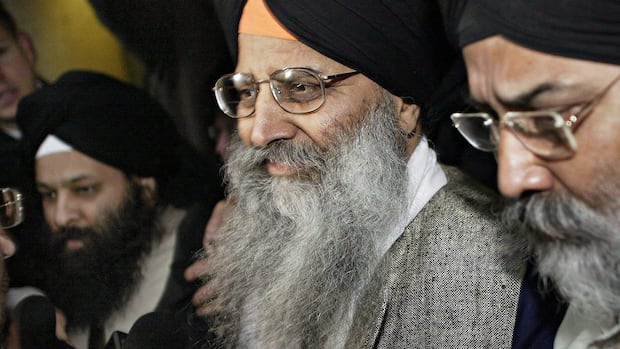 'Hired and paid' hit men killed Ripudaman Singh Malik outside his B.C., business: court document