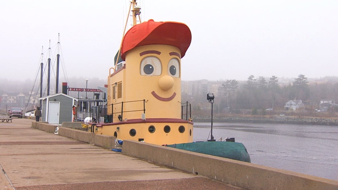 'Canada's beloved' Theodore Too tugboat sinking in St. Catharines, Ont.