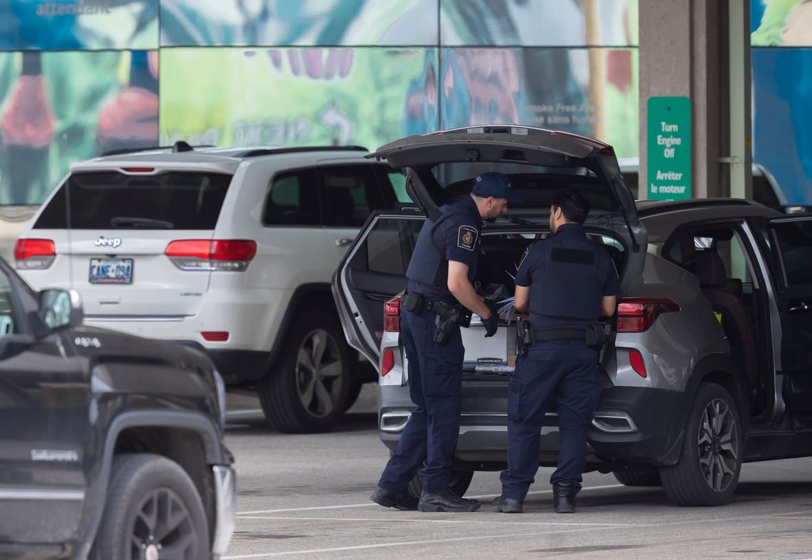 Government to detail $1.3B border security plan: LeBlanc