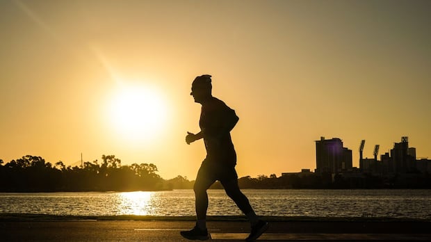 'Hardest thing I've ever done': Man runs 7 marathons in 7 days on 7 continents