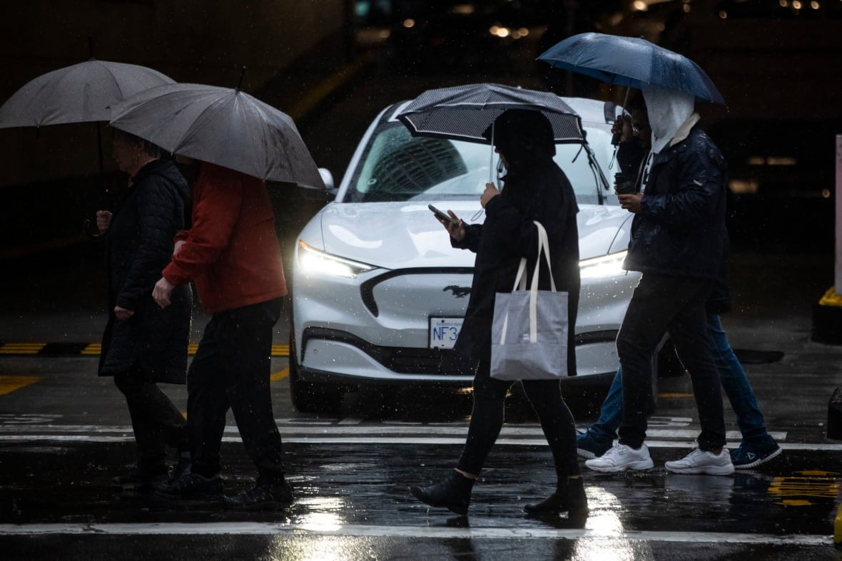 Headlights seem a lot brighter these days â because they are