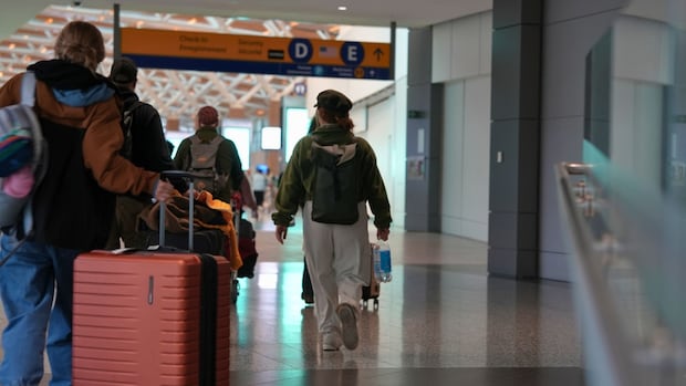 Passengers facing flight disruptions could get more protections under Canadian proposals