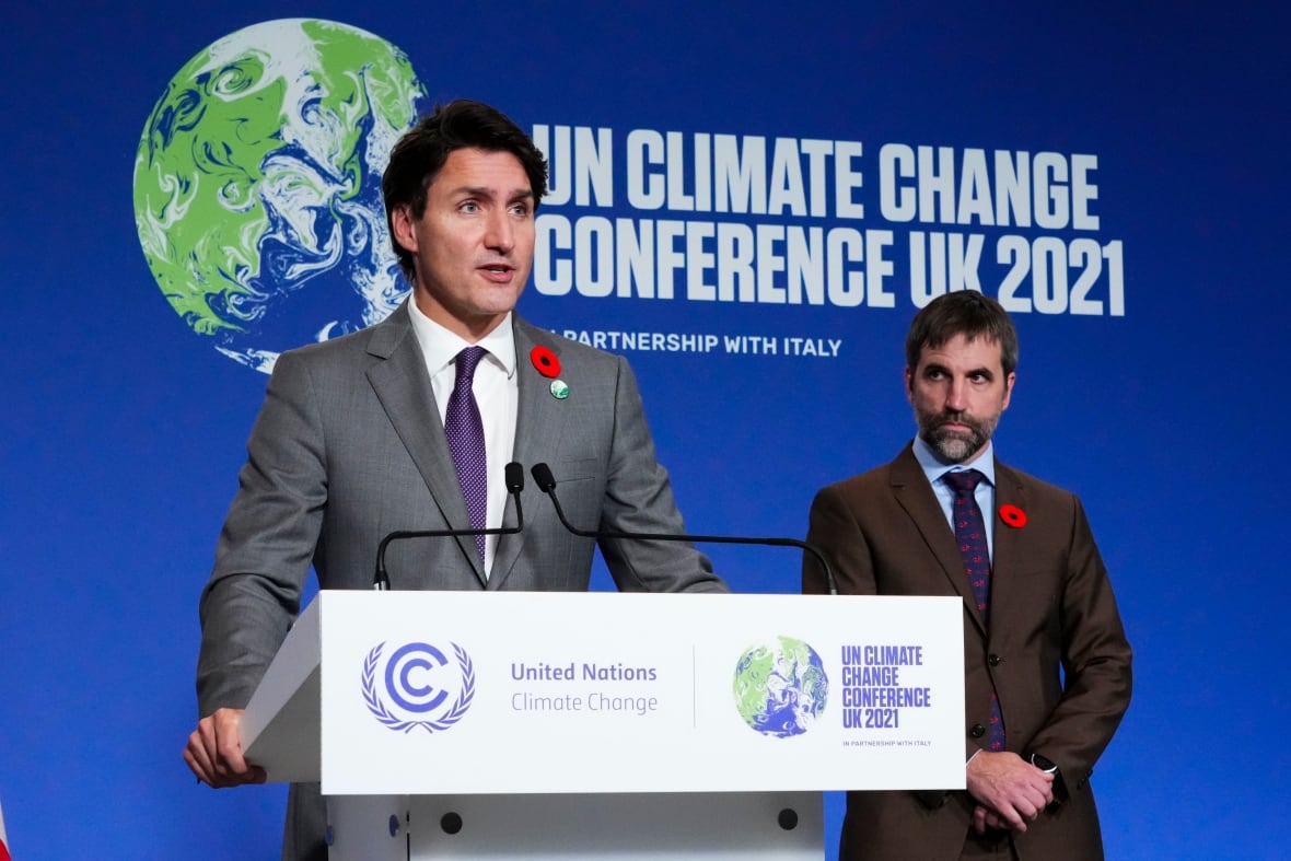 Provinces need to do more to cut emissions, feds say, while announcing Canada's new 2035 climate target