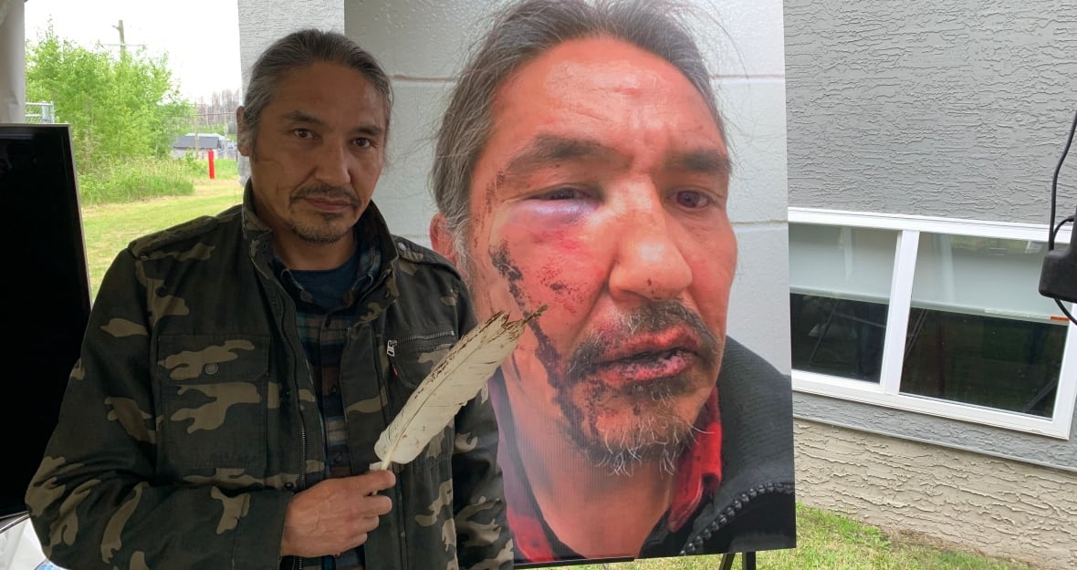 RCMP officers cleared by Alberta's police watchdog in arrest of prominent First Nations chief