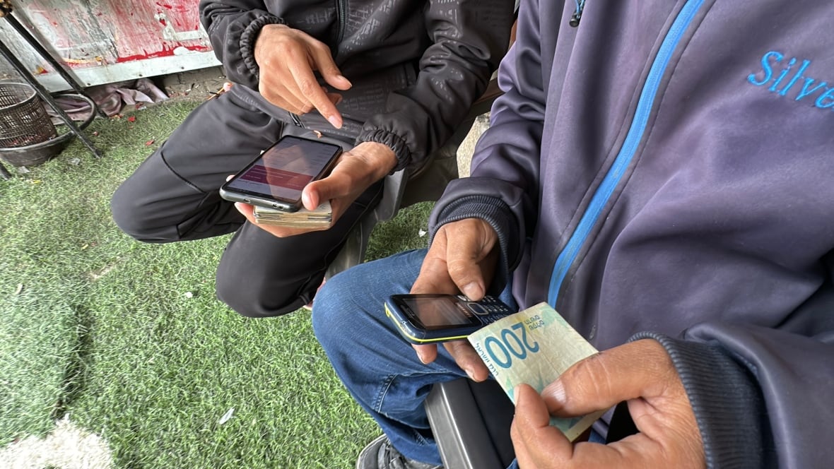 The only way Palestinians can get cash in Gaza is to use money exchangers â who take a big cut