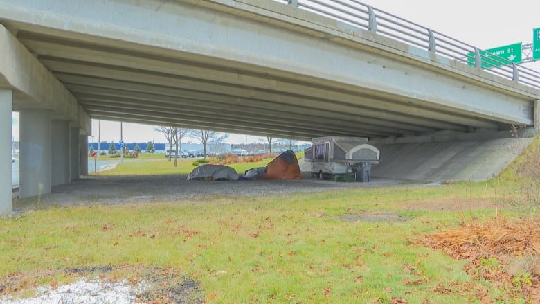 This N.B. couple became homeless a year ago. Now, they're opening up about the harrowing experience