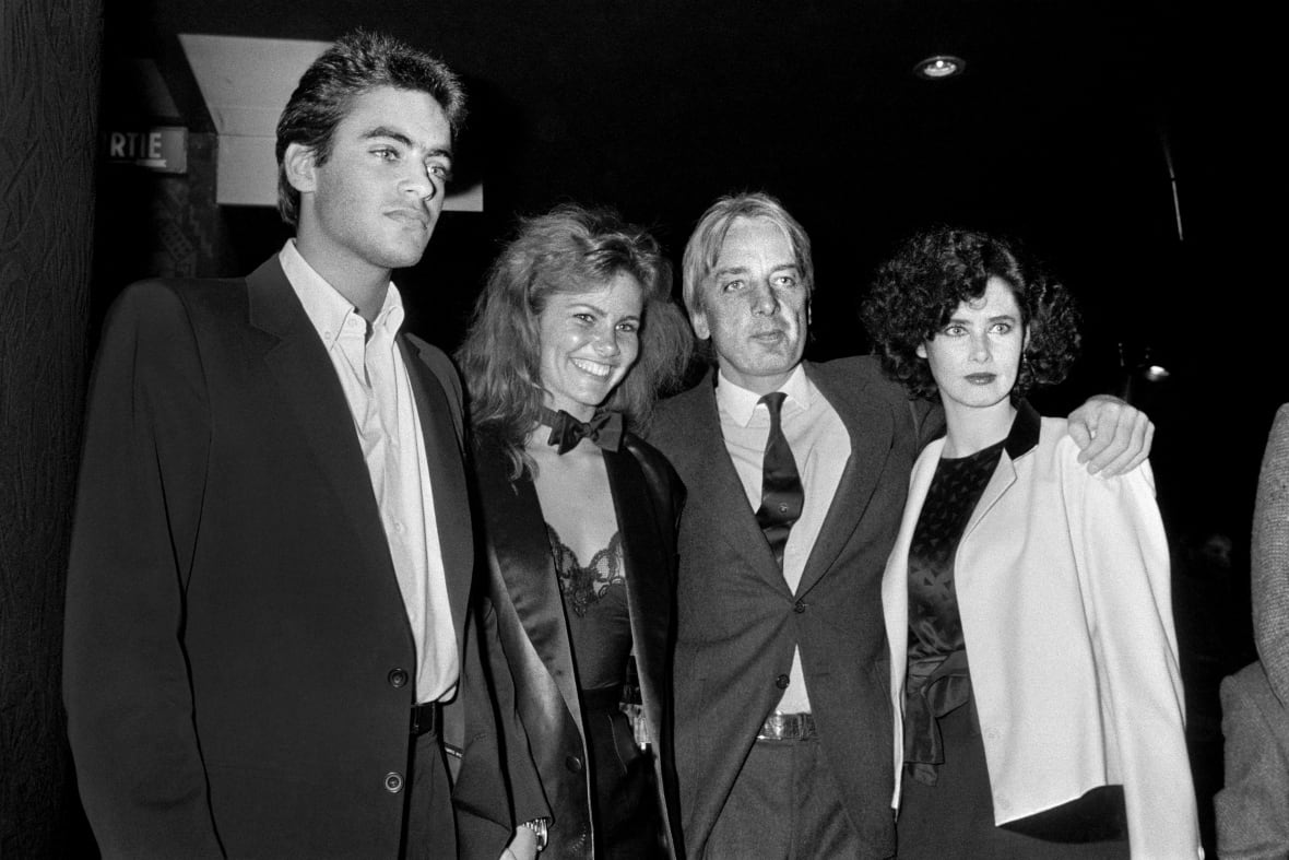Trailblazing Canadian-born model Dayle Haddon dies from suspected carbon monoxide poisoning