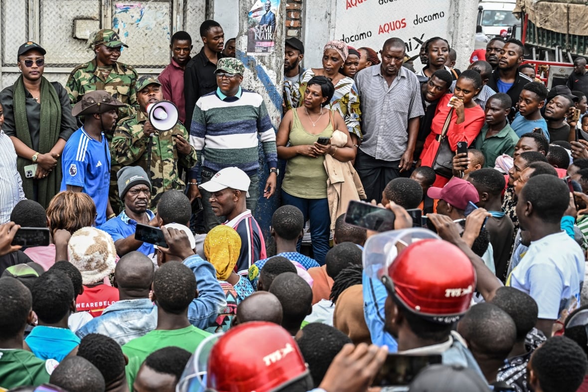 Congo's president calls for massive military mobilization to fight rebels