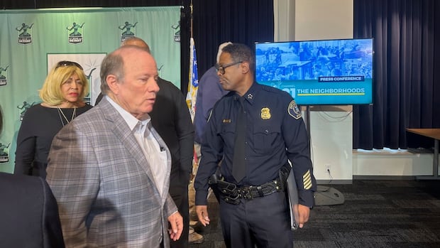 Detroit police say 2 children died in a cold vehicle after months without a permanent home