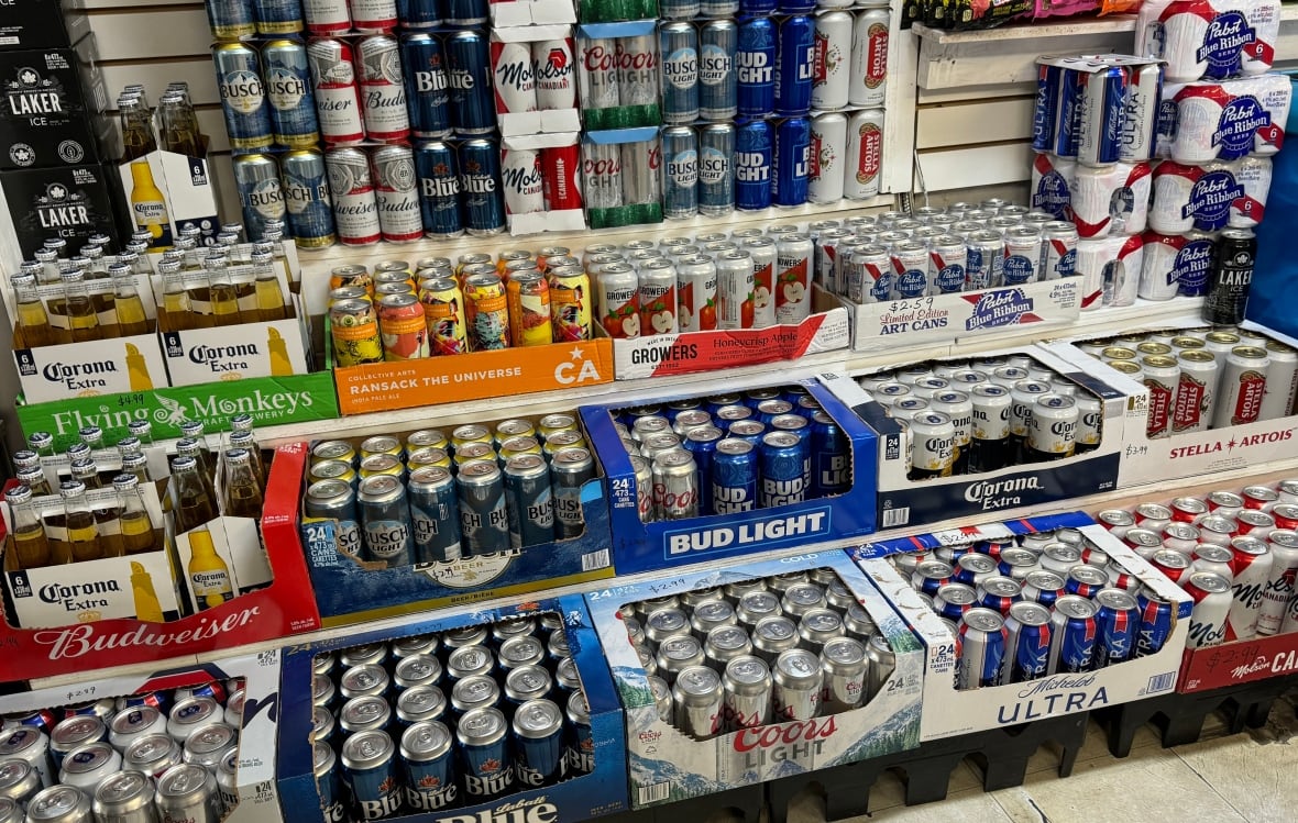 Ontario to increase beer fee, hitting Beer Store, private retail, bars, restaurants