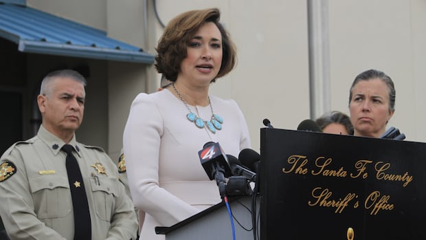 Gene Hackman and wife Betsy Arakawa died a week apart from different causes, officials say
