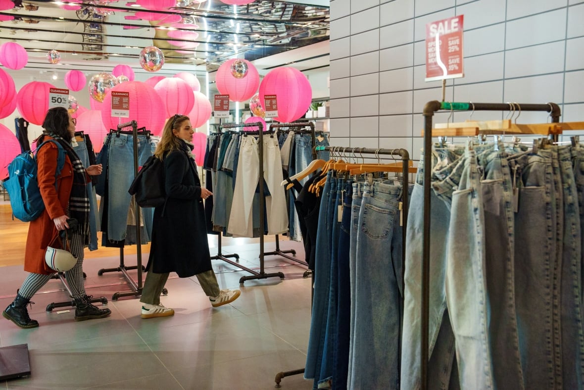 Hudson's Bay to liquidate all but 6 stores starting Monday