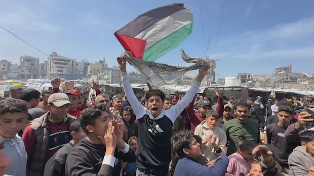 Hundreds stage Gaza protest against Hamas, call for end to war with Israel