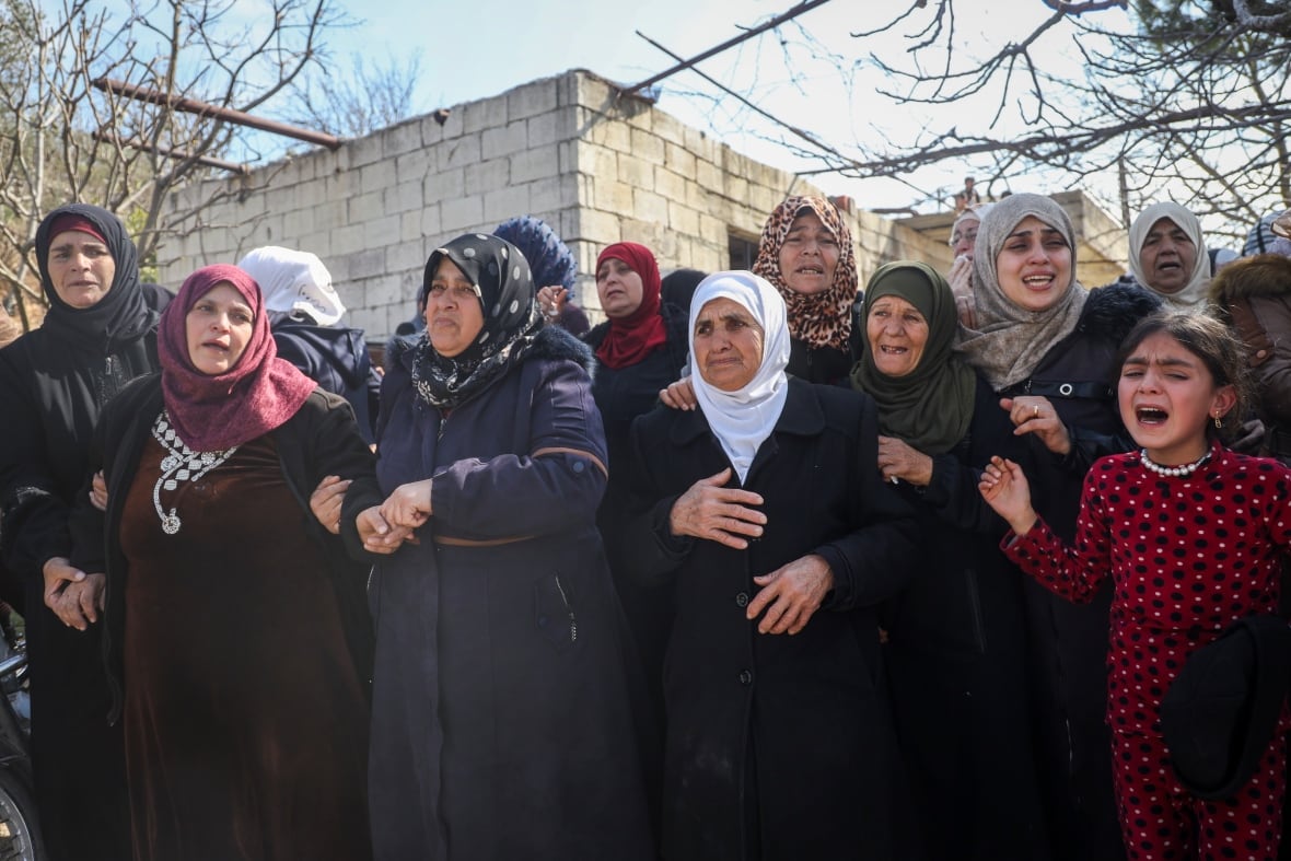 More than 1,000 killed in 'one of the biggest massacres during the Syrian conflict'