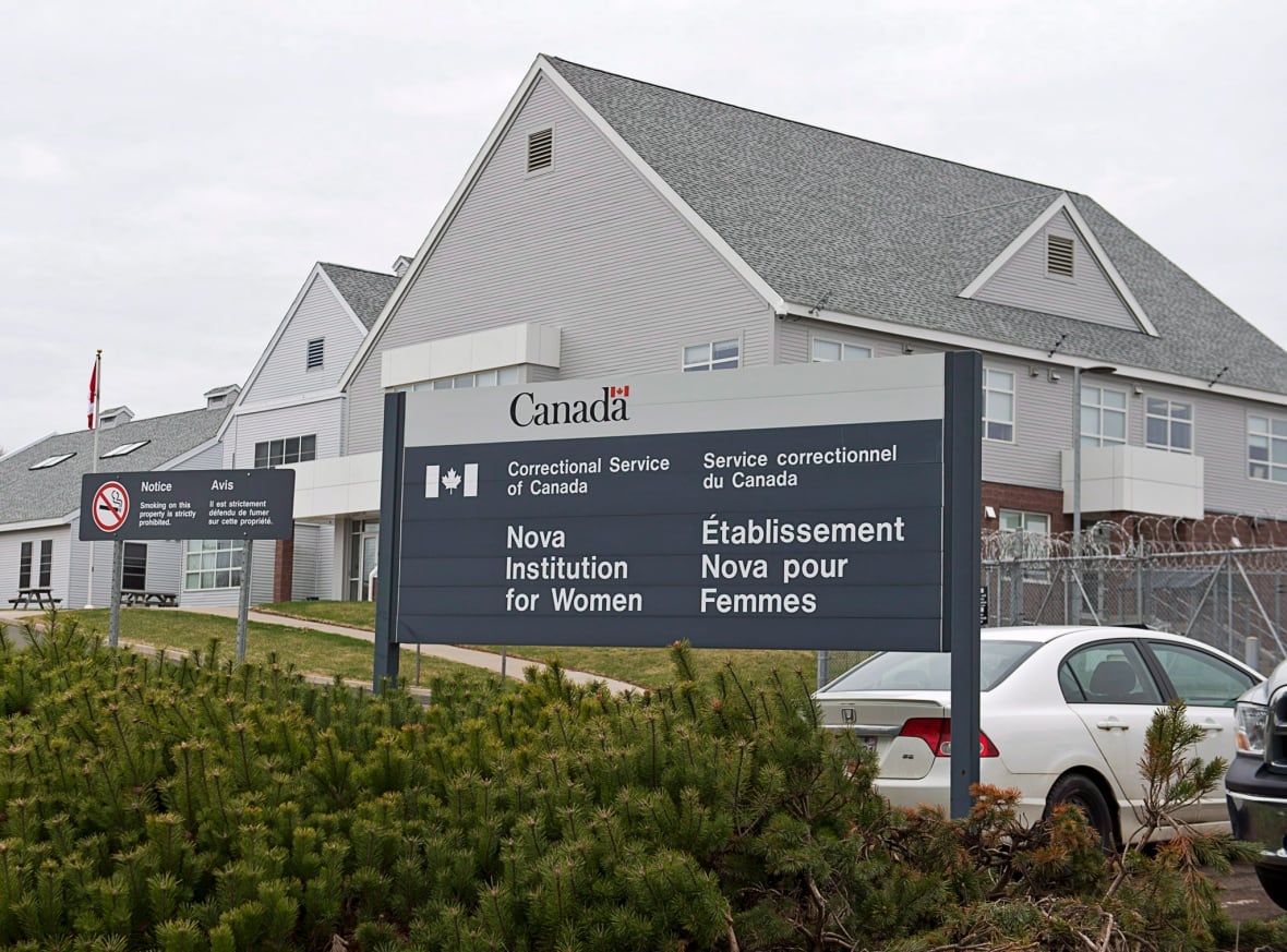 N.S. woman who spent 16 days in extreme solitary confinement sues Canadian government