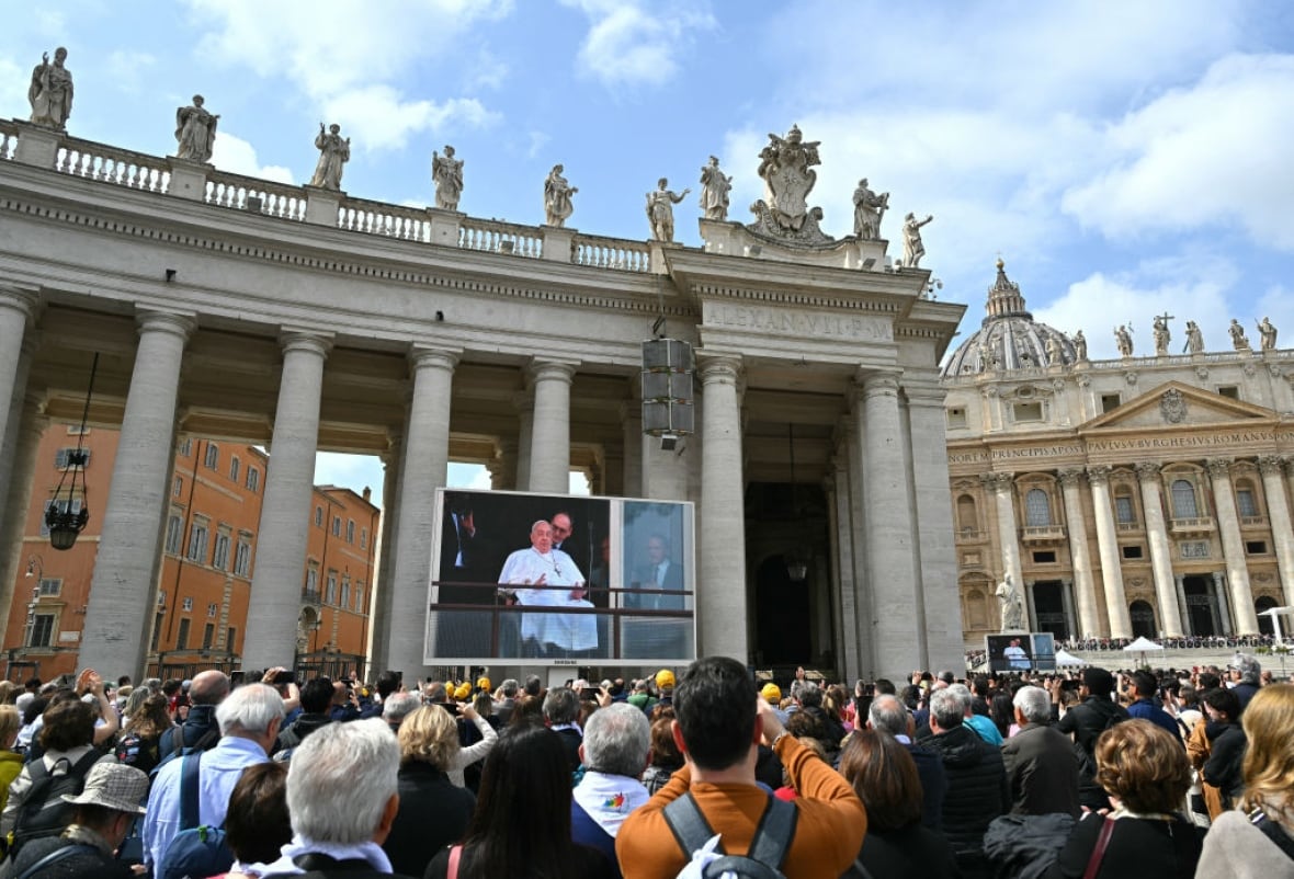 Pope Francis blesses crowd, leaves hospital after battling pneumonia for 5 weeks