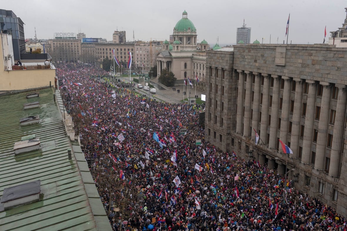 Serbian officials, police deny using sonic weapon on anti-government protesters