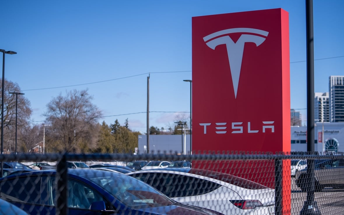 Should Canada ease its 100% tariff on electric vehicles from China amid trade war with U.S.?