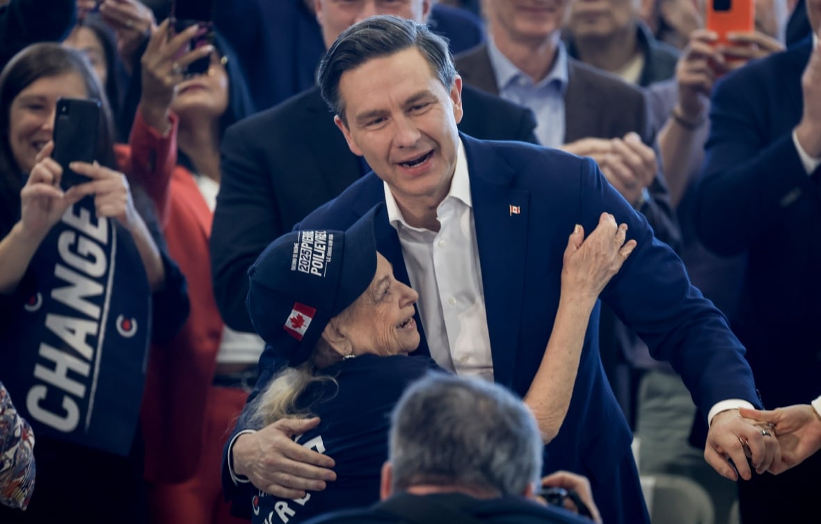 Big voter turnout needed for Conservative victory, Poilievre tells hometown Calgary crowd