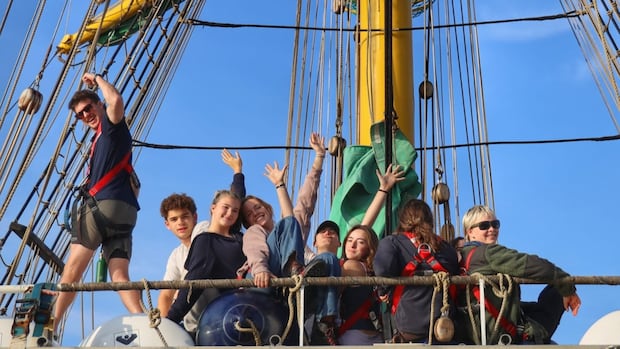 Canadian students sailing on tall ship set to vote in Switzerland