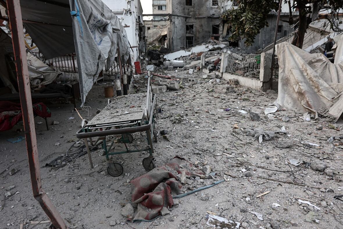 Israeli missiles strike Gaza hospital shortly after warning to evacuate