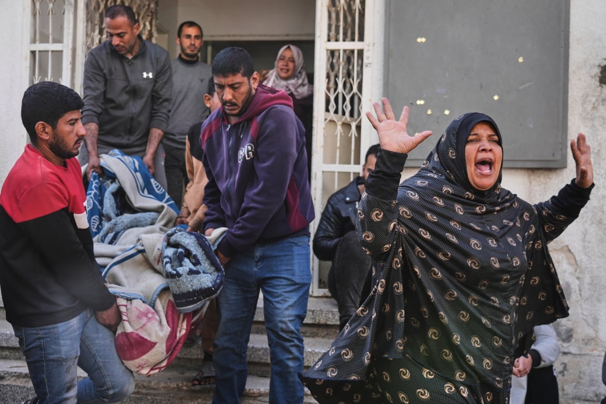 Israeli troops to remain in Gaza buffer zone, defence minister says, as ceasefire efforts stall