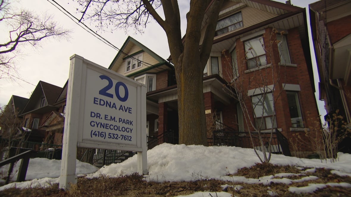 Many patients of gynecologist linked to infection exposure were new Canadians, unaware of complaint process