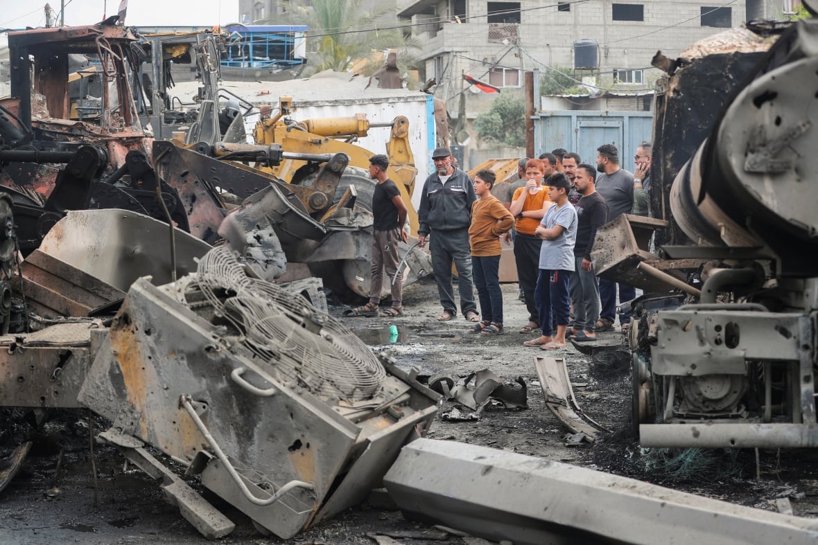 Polio vaccinations halted by blockade as latest Israeli strikes kill 9 children in Gaza