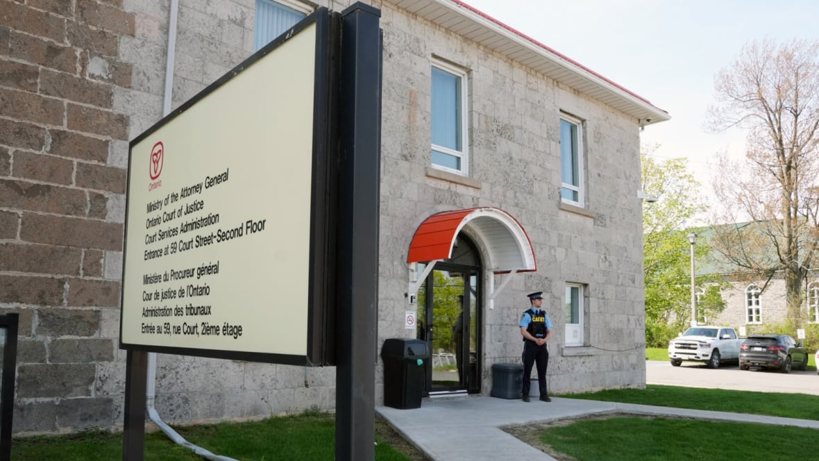 Alain Bellefeuille guilty of murder, attempted murder in shooting of 3 Ontario police officers