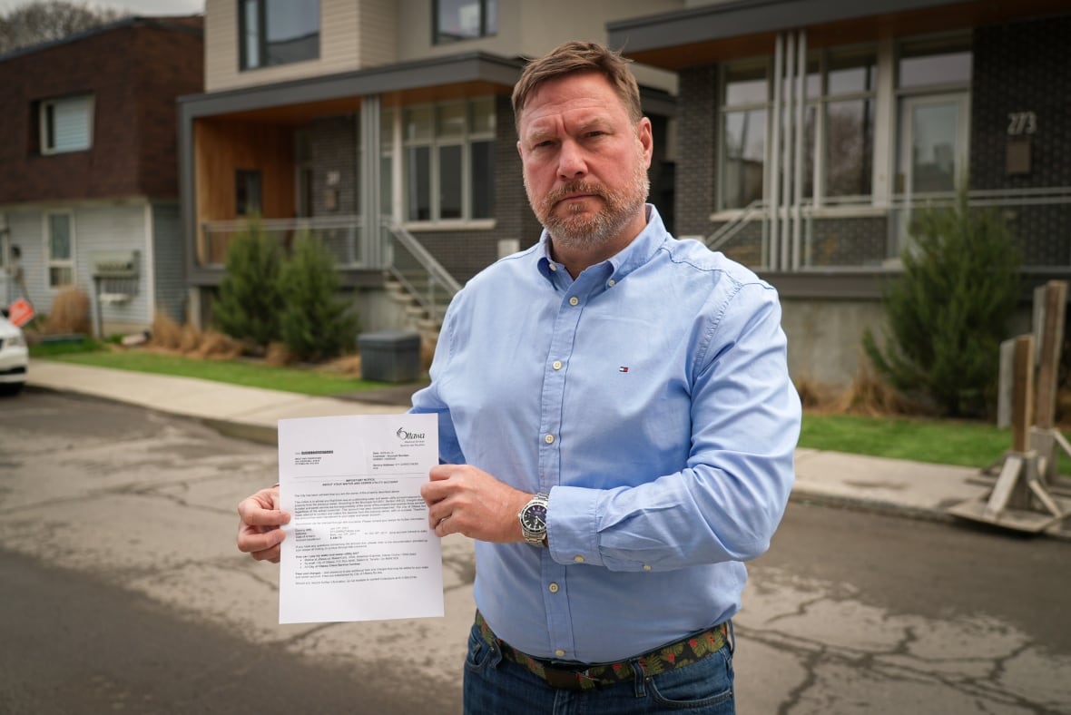 More Ottawa homeowners hit with years-old water bills from previous occupants