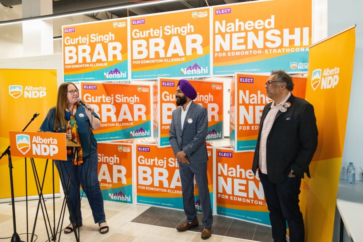 NDP still waiting for Nenshi wave: poll shows party farther behind UCP with new leader