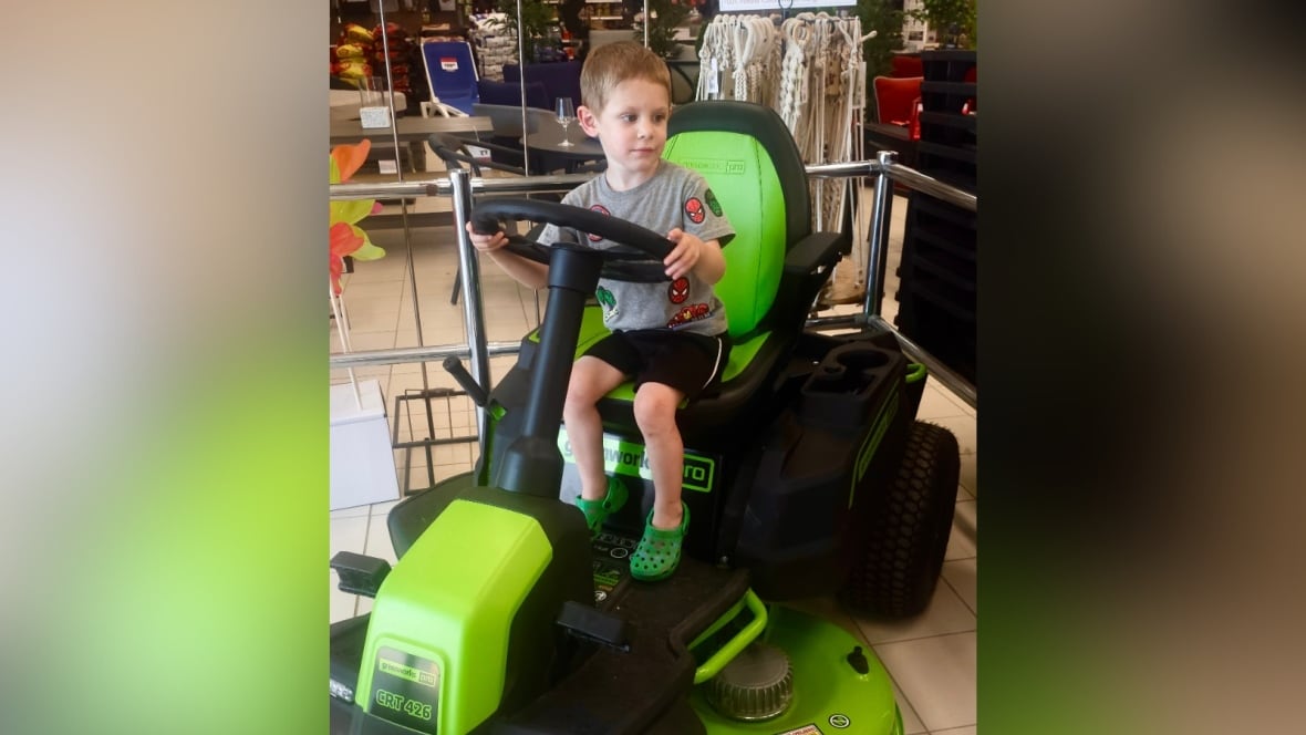 Search for 2 missing N.S. children to continue overnight, RCMP say