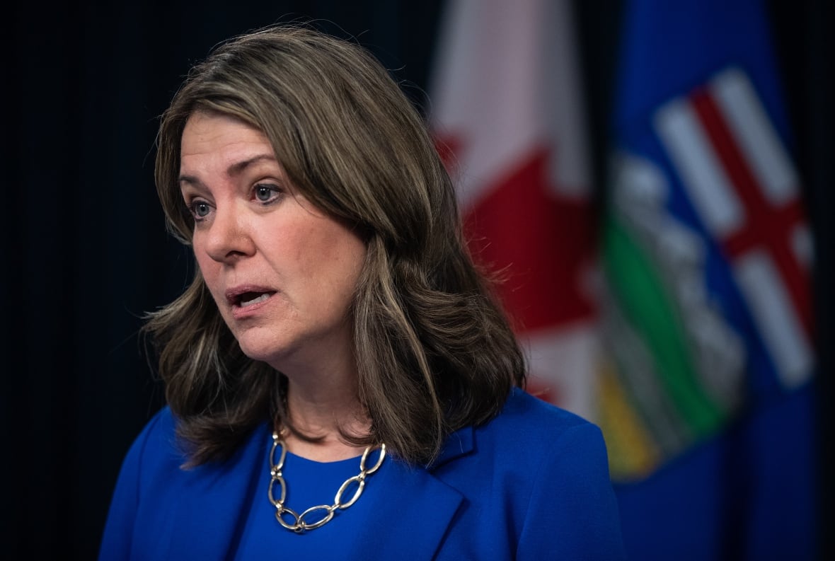 Separatists release potential Alberta referendum question, expect Danielle Smith to join cause