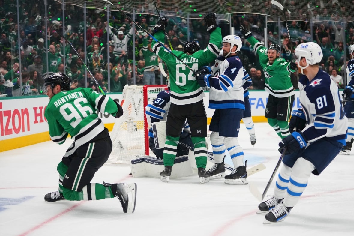 Stars take series lead after beating Jets 5-2