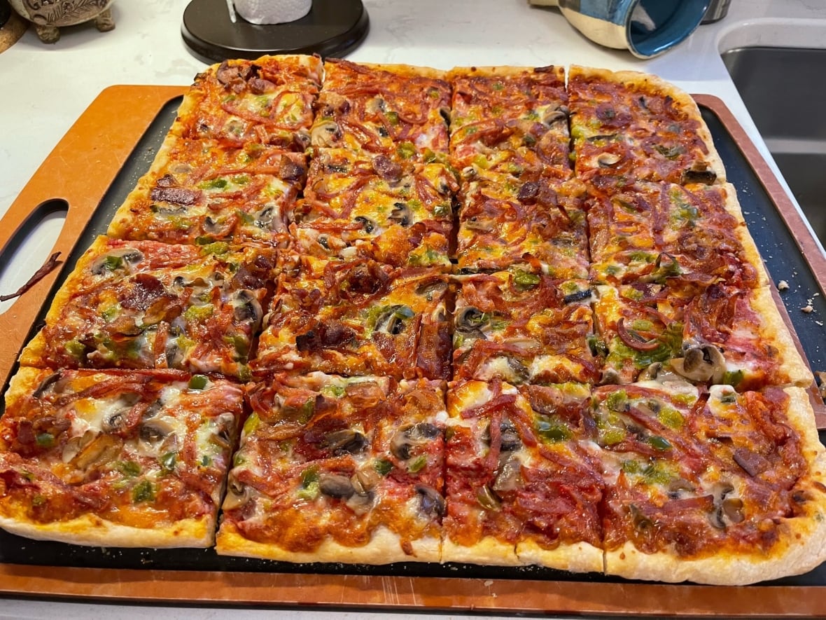 A slice from Windsor or Cornwall? Welcome to an Ontario border-city pizza battle