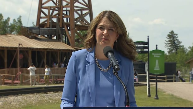 Alberta to launch panel tour to 'chart a path forward' and assert autonomy