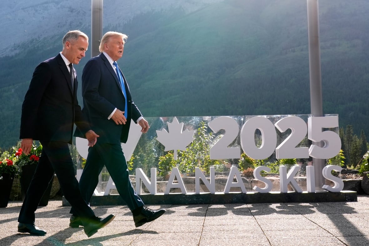 As the U.S. trade war drags, calls grow for Canada to cautiously improve ties with China
